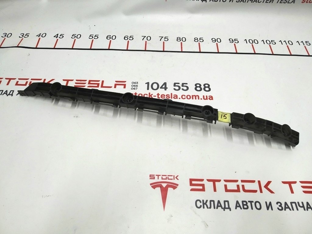 5 6008181-00-D Staffa di montaggio paraurti posteriore destra Tesla modello S, modello S REST 1091987-00-C